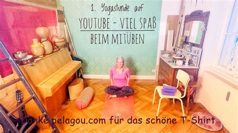 Grundsätzlich ist gymnastik für menschen jeden alters geeignet. 2. Online Yogastunde - zu Hause Yoga üben - YouTube