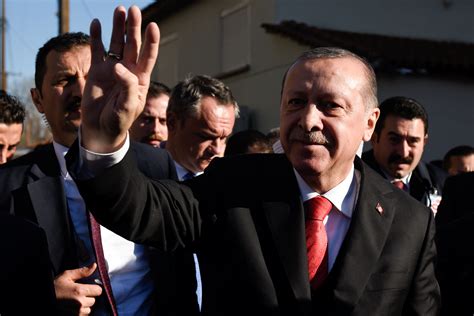 May 31, 2021 · turkey's erdogan, greece's mitsotakis 'to meet at nato summit' both sides are nato members and came close to armed conflict last year but have been trying to lower tensions since. After stinging Athens, Turkey's Erdogan woos crowds in ...