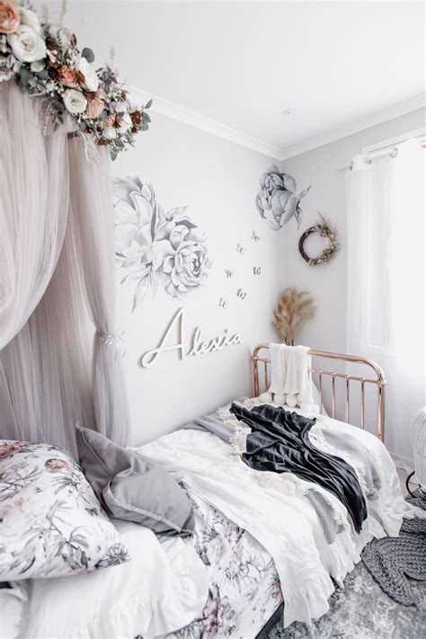 There are so many wonderful kids' room trends to explore, from ultra modern motifs to charming, crafty creations. ROOMTOUR : ALEXIA'S WHIMSICAL GREY BEDROOM WITH FLORALS in ...