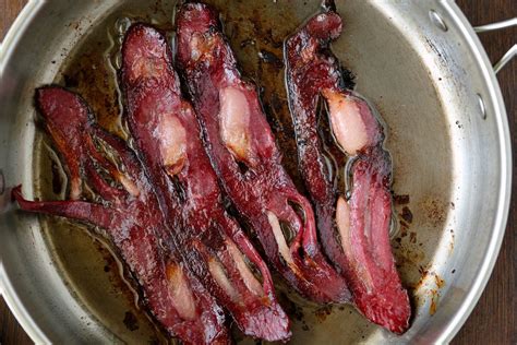 Woweeeee and i thought i liked bacon before this recipe. Venison Bacon — Elevated Wild | Venison, Venison recipes ...