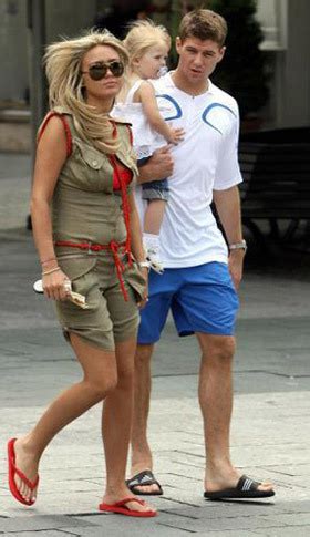 Official facebook account of steven gerrard. Football Stars: Steven Gerrard Wife 2011 Pictures
