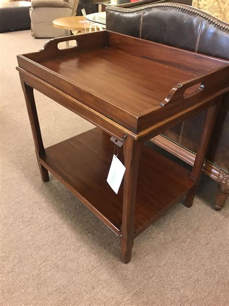 We would like to show you a description here but the site won't allow us. Broyhill End Tables With Charging Station - TRAY STYLE END ...