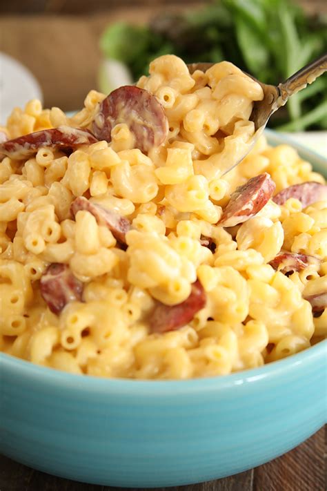 What meat goes with mac & cheese? Meat Dish To Go With Mac And Cheese / Lazy day mac and ...