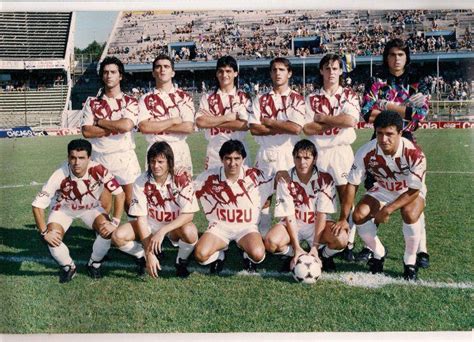 The club nickname is calamar (squid) after the journalist palacio zino said that the team moved like a squid in its ink. ANOTANDO FÚTBOL *: PLATENSE * PARTE 5