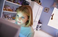 children child website parents stickam internet sexual quickly hobbies advances paedophiles making videos school just found computer their move mom