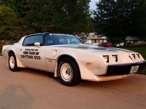 The 1981 y85 nascar pace car turbo trans am paced the daytona 500. RARE 81 TURBO TRANS AM NASCAR DAYTONA 500 PACE CAR 30K ...