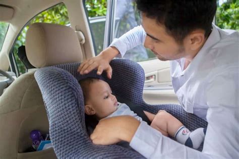 Car seats are a fantastic and essential invention that keeps your baby safe when travelling in the car with you. How Long Should You Keep Your Baby in a Rear-Facing Car Seat?