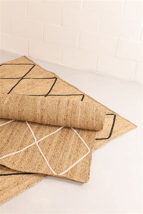 Schreiben sie die erste bewertung für „quadratischer teppich modern streifen china ca. Quadratischer Teppich Dyamo geflochten aus Naturjute - SKLUM
