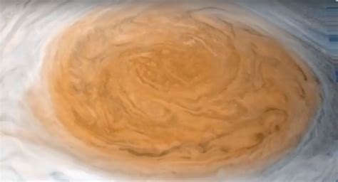 Un tuffo nella grande macchia rossa di Giove grazie alla ...