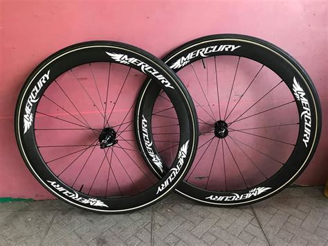 The 30 carbon gravel disc wheels marry the brands 30 carbon rim. Wheelsets cacbon MERCURY . NEW - Queenbike