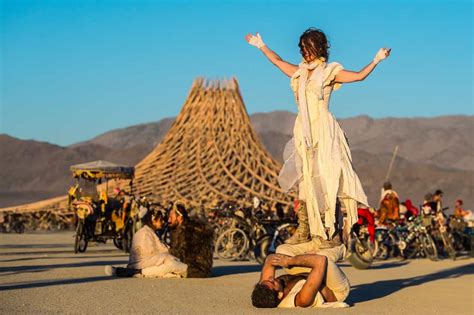 The mission of burning man project is to facilitate and extend the culture that has issued from the burning man event into the larger world. Burning Man stoi pod znakiem zapytania. Już drugi rok z rzędu