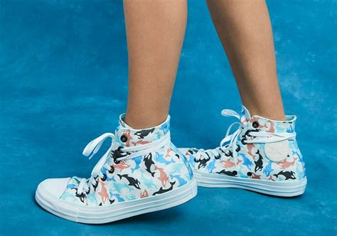 See full list on 24smi.org Милли Бобби Браун выпустит коллаборацию с Converse «Millie ...