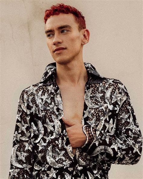 Lead singer of @yearsandyears & ritchie tozer in #itsasin(he/him) | twuko. The Olly Alexander Archive — ollyyears posting this as a radical act of self...