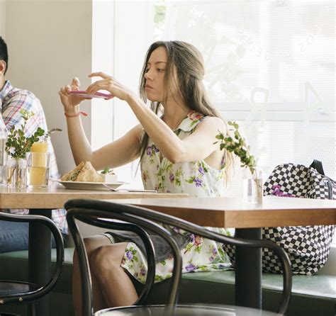 A study of media dependency. "Ingrid goes West", reż. Matt Spicer | Movieway RECENZJA