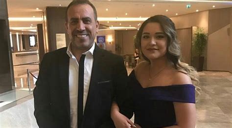 Haluk levent emine bulutun kızı ile görüntülü konuşup sahip cikti. Haluk Levent genç kızın mezuniyet kavalyesi oldu - Magazin ...