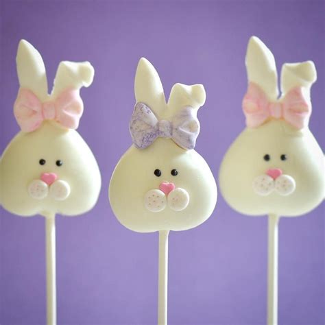 If you've ever been to starbucks you've more likely seen they're famous pink birthday cake pops through the glass of sweet goodies. Pin by Lee Davis on Easter | Cake pop molds