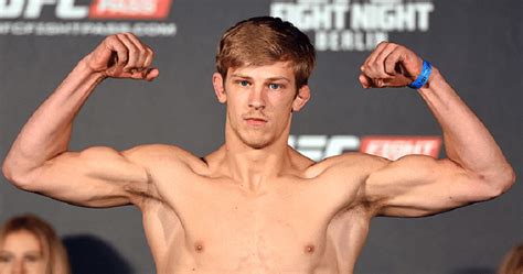 Makwan's girlfriend is unknown as of now. UFC featherweight Arnold Allen found guilty of affray ...