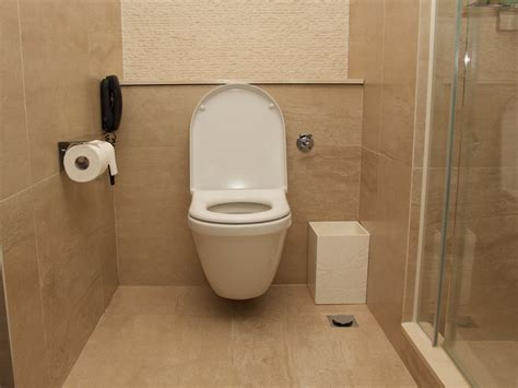 Kann eine Toilette unter zu viel Gewicht abbrechen? - myHOMEBOOK