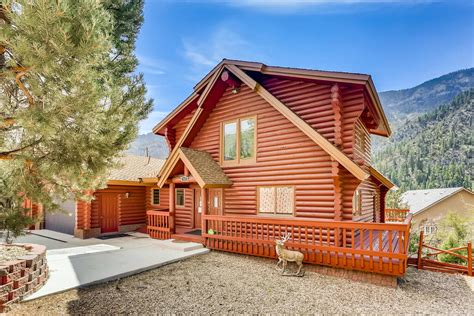 Mt charleston realty, inc, angie m tomashowski. Mount Charleston Christmas cabin lists for over $1.1M ...