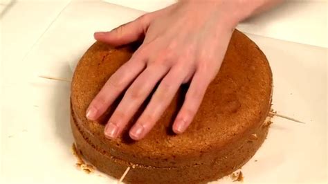 Despite being very low in fat it has a lovely light, moist texture, thanks to the dried dates, and makes a pleasant alternative to a conventional fruited cake. James Martin Date And Walnut Cake : Simple Vegan Chocolate ...
