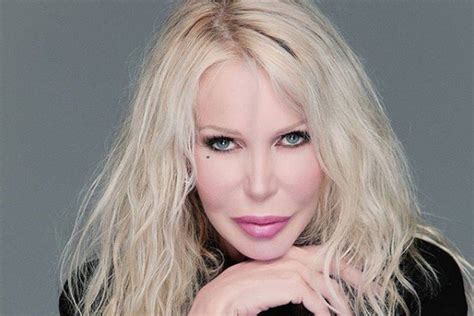 Spagna started her career singing in english and in the early 1980s she. Chi è Ivana Spagna: biografia e vita privata della cantante