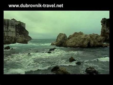 | meaning, pronunciation, translations and examples. Šiloko / Jugo / Sirocco wind in Dubrovnik - YouTube