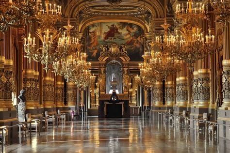 Find the perfect buckingham palace interior stock photos and editorial news pictures from getty images. Buckingham Palace, One of The Most Magnificent Palaces in ...