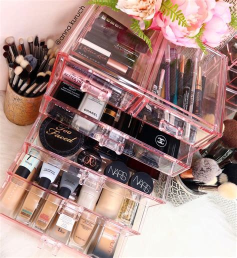 Maybe you would like to learn more about one of these? Makeup Vanity How do you organize your makeup? (With images) | Makeup vanity, Makeup yourself ...