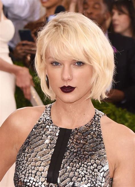 When the may cover star of vogue rocked a temporary platinum blonde bob. Taylor Swift's Met Ball Beauty — Platinum Blonde Hair ...