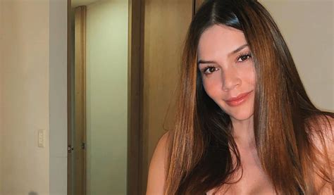 Lina tejeiro se sinceró y reveló que fue muy tóxica y por eso varios de sus exs la tienen bloqueada en las redes sociales 😅. La foto que comprobaría el nuevo amor de Lina Tejeiro ...
