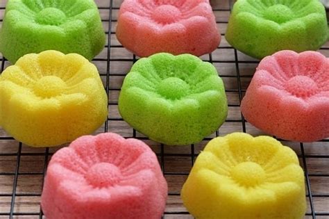 Resep kue apem dan cara membuatnya, anekaresepmasakan.id. Cara Membuat Apem Kukus Sederhana yang Lezat