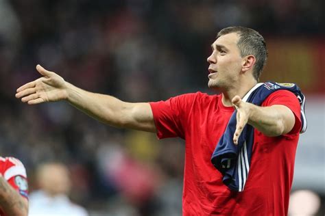 The official page artem dzyuba footbal player russian national football team and zenit fc player #22. Артём Дзюба опубликовал в «Инстаграме» мем про матч «Сочи ...