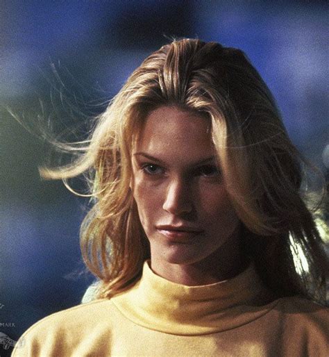 Henstridge (born august 15, 1974) is a canadian fashion model turned actress. Pin en Los 90 - 1995