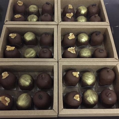 Coloque por cima das taças ou travessa com o mousse de maracujá. Trufa de Chocolate com Maracujá no Elo7 | Dipré Doces e ...