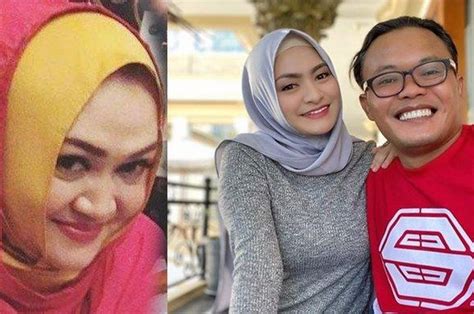 Ganasnya istriku di malam pertama ini adalah pengalaman pribadi yang aku alami saat aku baru saja menikah, tepatnya pada malam pengantin. Malam Pertama dengan Nathalie Holscher Masih Terngiang ...