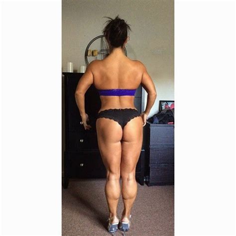 Kim currie, nice quads (6.2 mb; Her Calves Muscle Legs: Large Female Muscular Calves