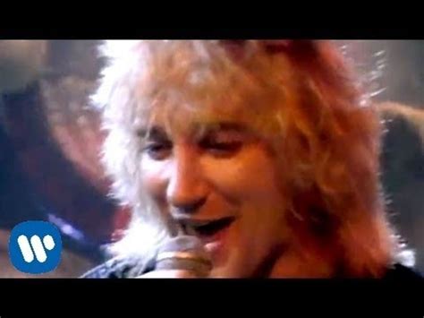 If you really need me just reach out and touch me come on honey tell me so tell me so baby. Rod Stewart - Da Ya Think I'm Sexy? (Official Video) - YouTube
