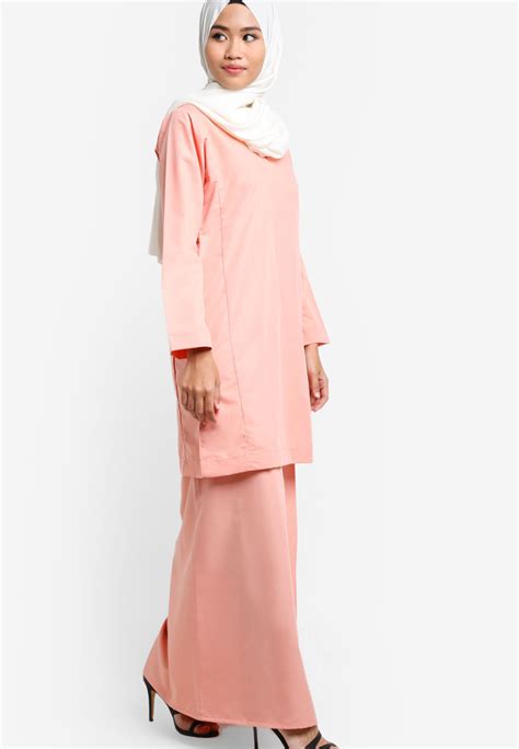 Customink telah meyediakan design lab. Baju Kurung Qasidah (Rosy Peach - AA4078BK) - AMAR AMRAN ...