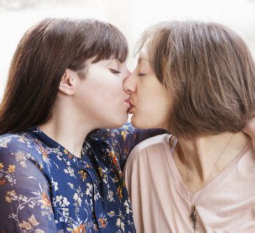 Dating sites and apps can make finding a compatible potential partner easier, but it's still dating. Top 22 Best Lesbian Dating Sites - 2020