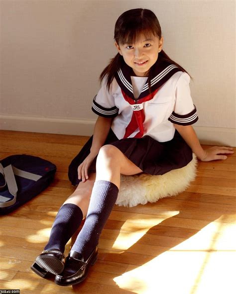 In japan, a junior idol (ジュニアアイドル junia aidoru), alternatively chidol (チャイドル chaidoru) or low teen idol (ローティーンアイドル rōtīn aidoru), is primarily defined as a child or early teenager pursuing a career as a photographic model. 1205350C4C75C0F15C9FBB