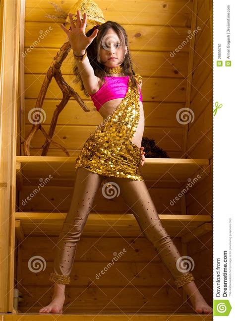 Download our indian girls dance app & enjoy trending hot desi girls dance videos easily and this is 100% free for you. Girl Dancing Indian Dance In Wooden House Stock Image ...