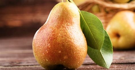 Have orange tinted yellow flowers, and orange tinted (when ripe) fruits with lots of seeds, which have a nice, light, flavor. How to Tell If a Pear Is Ripe (3 Simple Ways) - Insanely Good