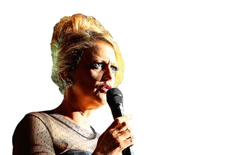 Die entertainerin barbara schöneberger moderiert künftig verstehen sie spaß?. Barbara Schöneberger singt: Mein Mann, der Wal - Region ...