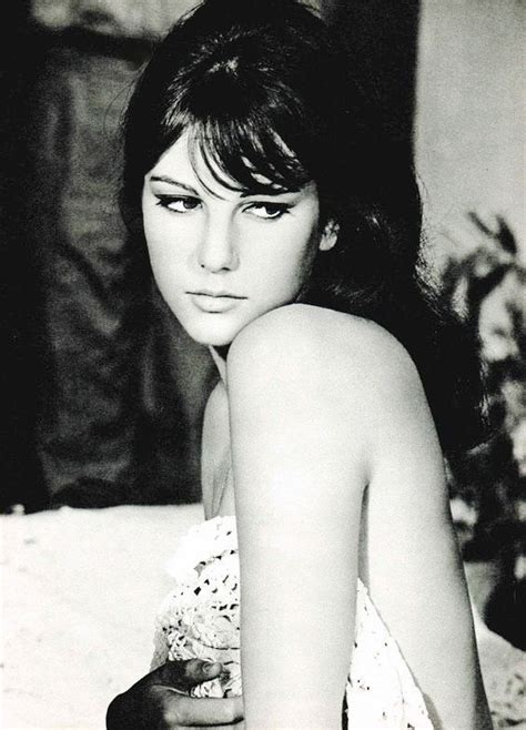 Stefania sandrelli represents one of the few actresses who are able to age gracefully and still get interesting roles. 193 best Stefania Sandrelli images on Pinterest