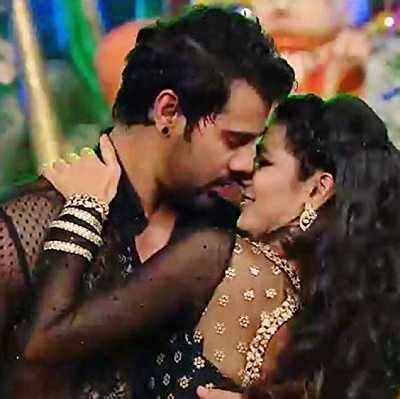 Maybe you would like to learn more about one of these? Shabbir Ahluwalia and Sriti Jha in Kumkum Bhagya (2014) in ...