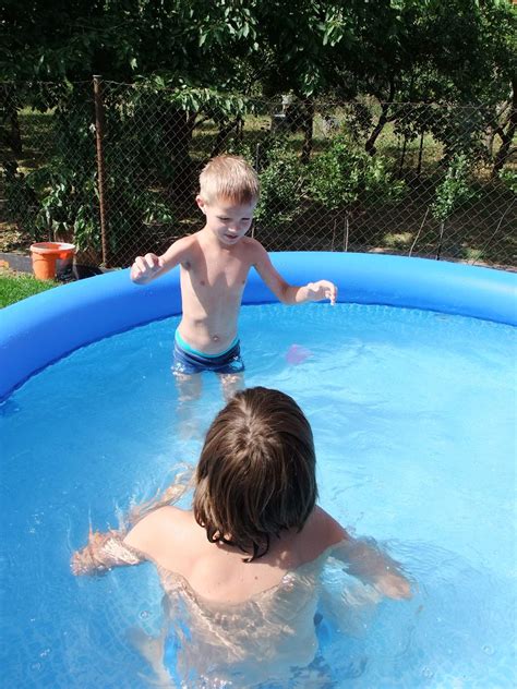 Relaxační bazén zase láká rodiny s dětmi. Bazen rajce / Aktualne zahrada ikea