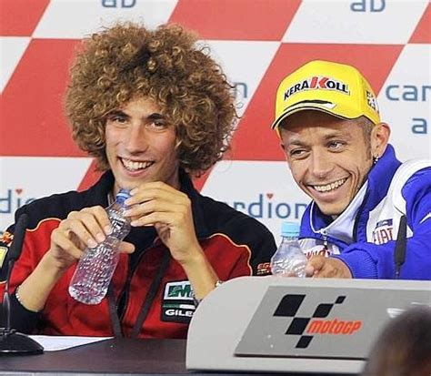 Rip marco simoncelli … notifikasi ini tmcblog dapet dari motorace feed. Marco Simoncelli