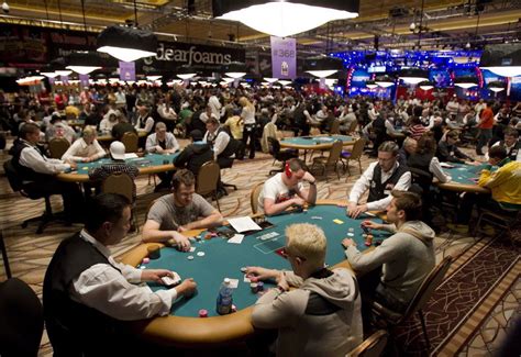 There are two types of poker players; World Series of Poker gives first bracelets of '11 ...