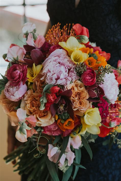 Ministerios apostolicos de los obreros de la compaña de jesus (1663), fr. Blooms by HEB | San Antonio Weddings