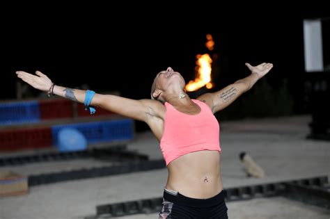 Urmariti noul show survivor romania episodul 5 online 25 ianuarie 2020. Участница из Молдовы вышла в финал Survivor Romania 2020 ...